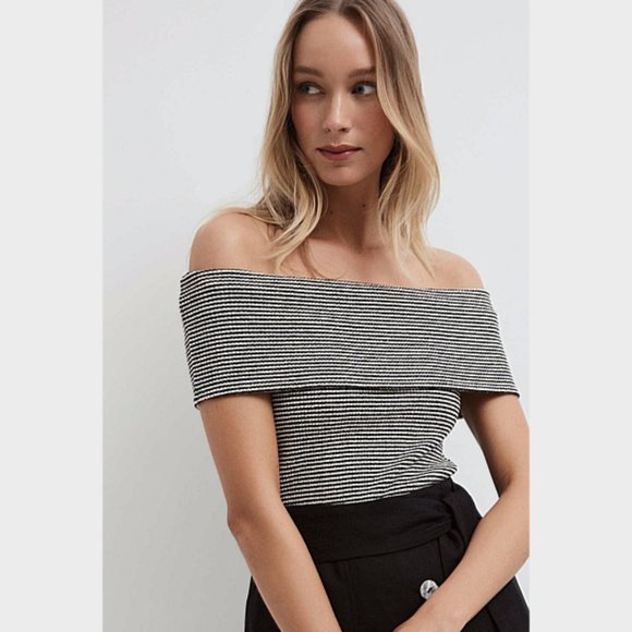 Witchery Black Striped Off Shoulder Knit Top S - Picture 13 of 13